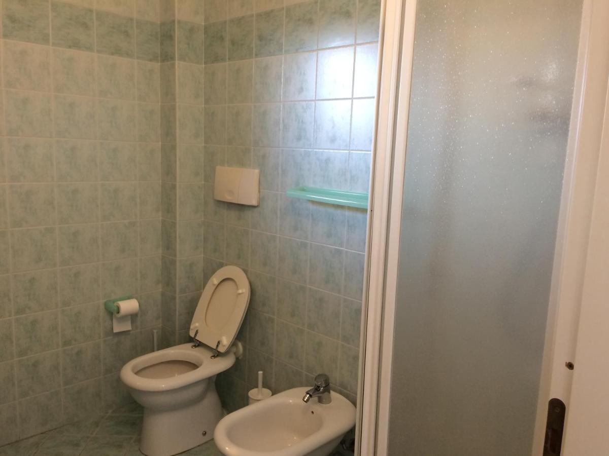Airport by feet vicino a piedi-Port-Commercial Center-50mq-Balcony sea view-per metà rimborsabile&possibile upgrade gratis Olbia Exterior foto