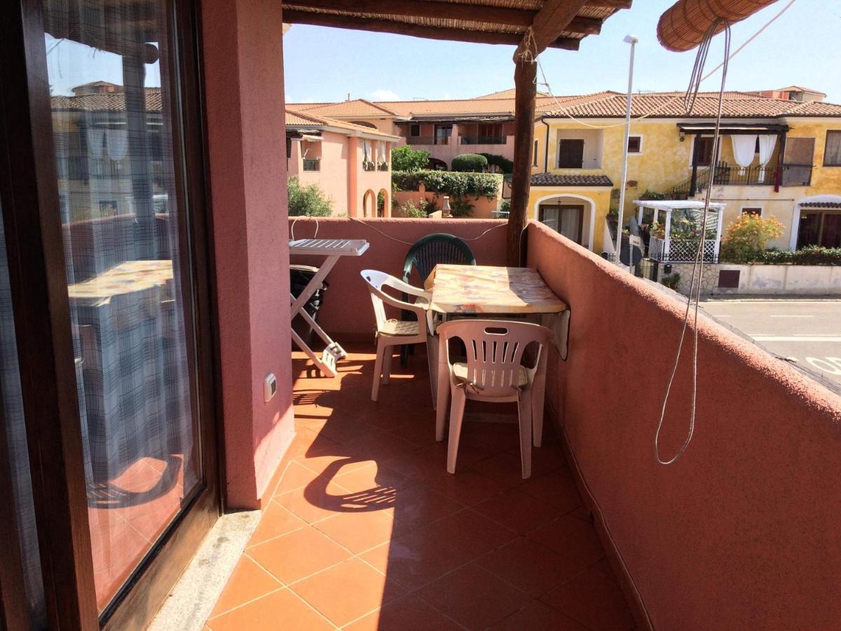 Airport by feet vicino a piedi-Port-Commercial Center-50mq-Balcony sea view-per metà rimborsabile&possibile upgrade gratis Olbia Exterior foto